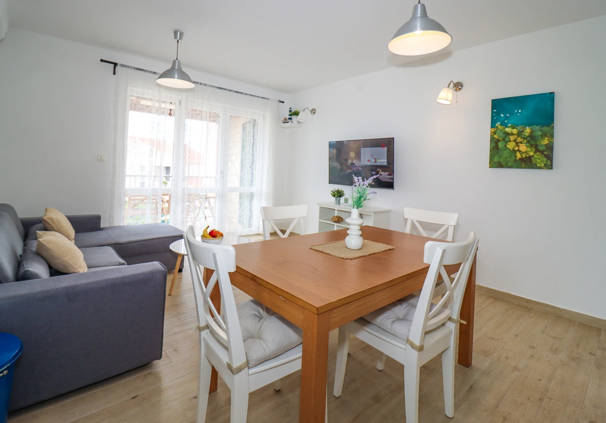 apartment-3 living room