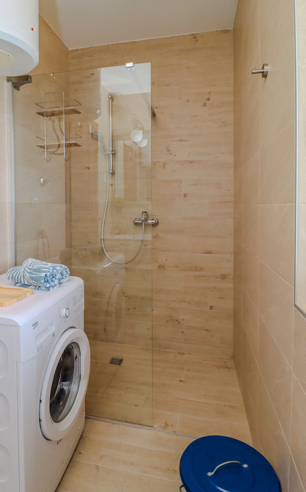apartment-3 bathroom